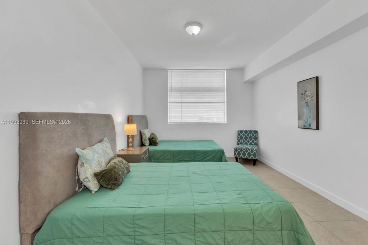 140 S Dixie Hwy , Unit 403, Hollywood, FL 33020 Photo