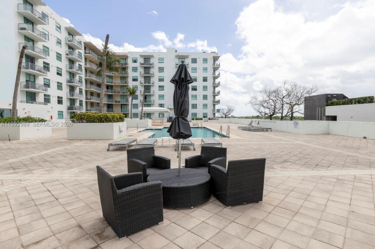 140 S Dixie Hwy , Unit 403, Hollywood, FL 33020 Photo