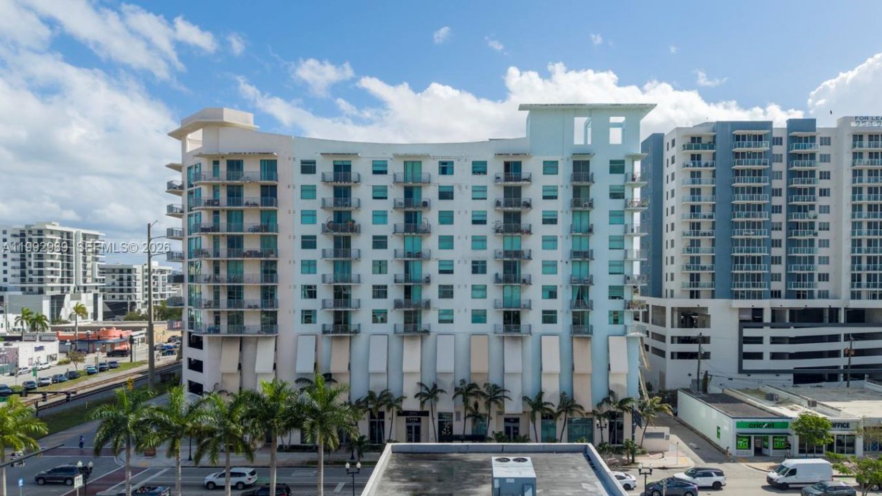 140 S Dixie Hwy , Unit 403, Hollywood, FL 33020 Photo