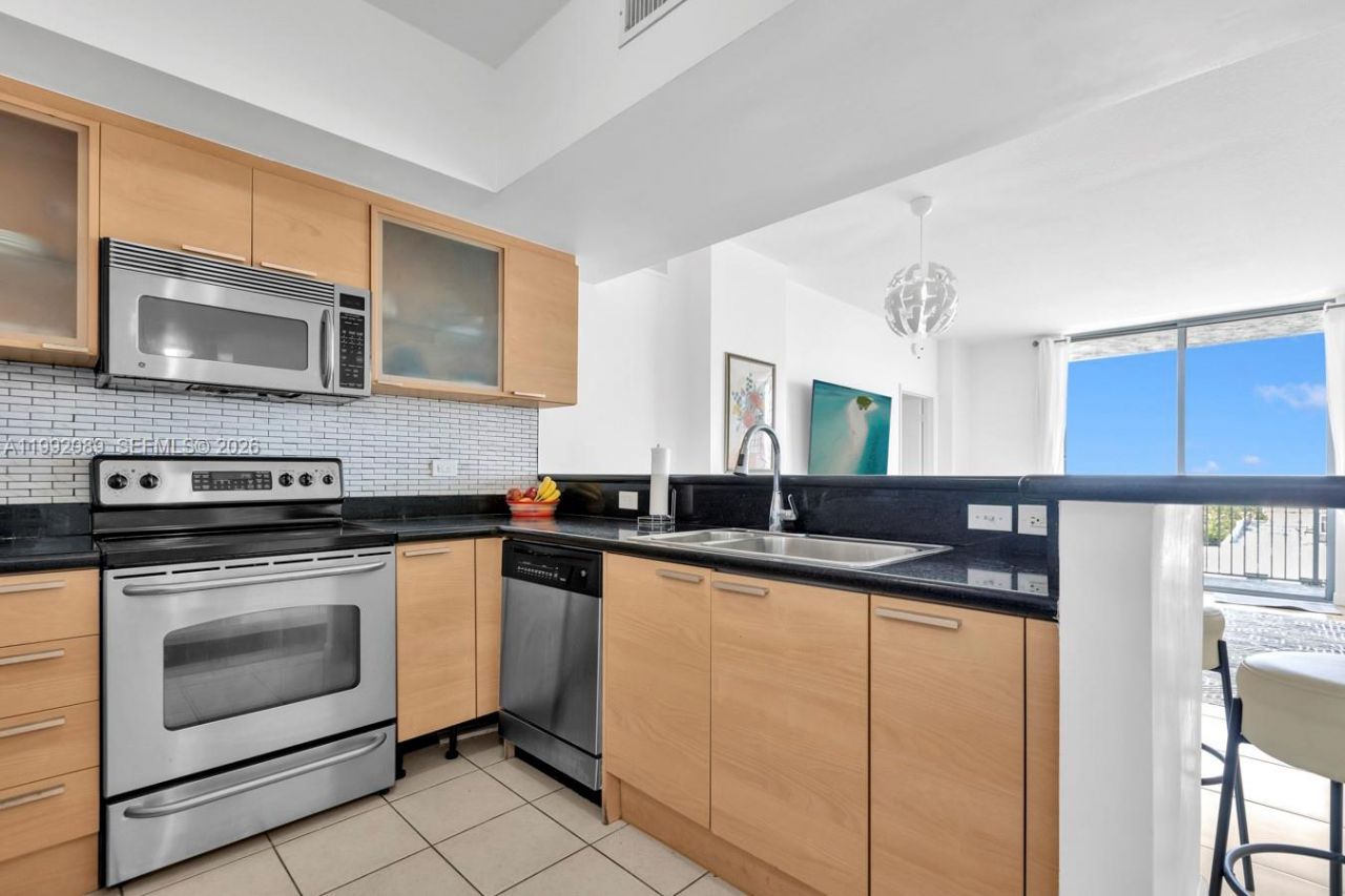 140 S Dixie Hwy , Unit 403, Hollywood, FL 33020 Photo