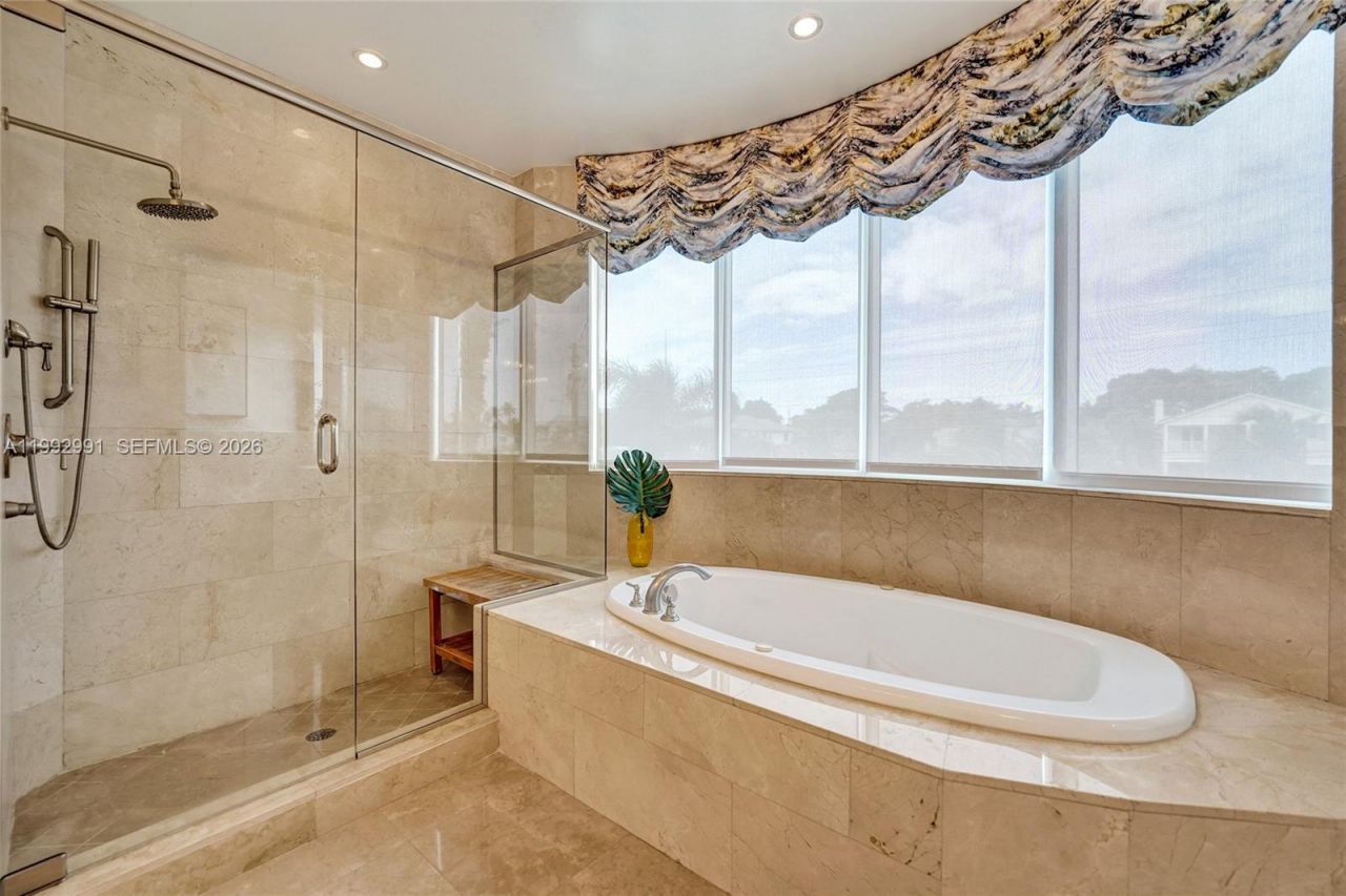 516 Hendricks Isle, Unit 2C, Fort Lauderdale, FL 33301 Photo