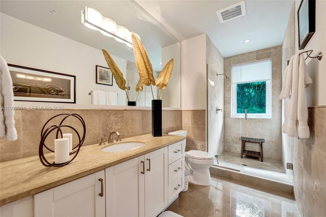 516 Hendricks Isle, Unit 2C, Fort Lauderdale, FL 33301 Photo