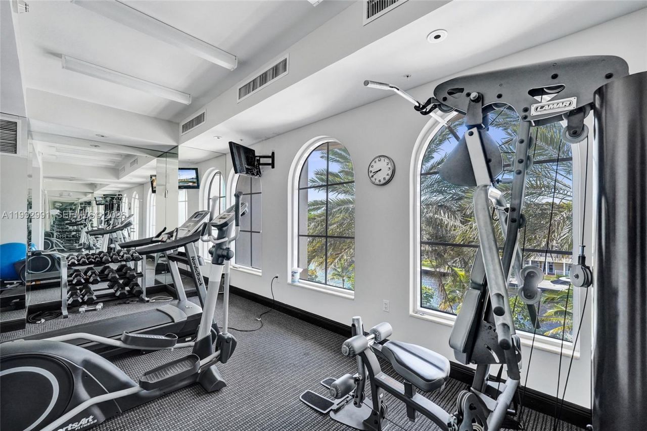 516 Hendricks Isle, Unit 2C, Fort Lauderdale, FL 33301 Photo