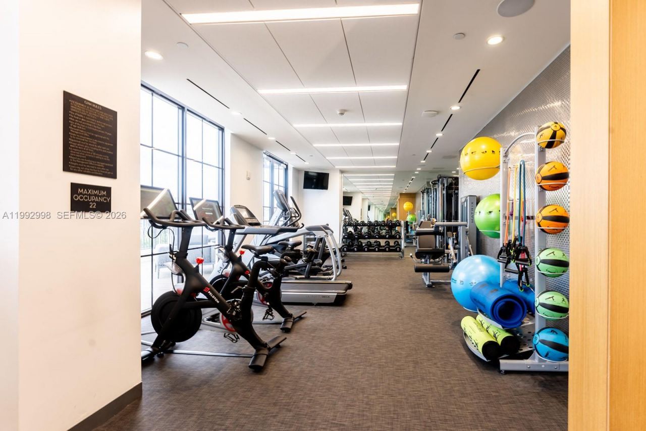 1200 Ponce De Leon Blvd , Unit 901, Coral Gables, FL 33134 Photo