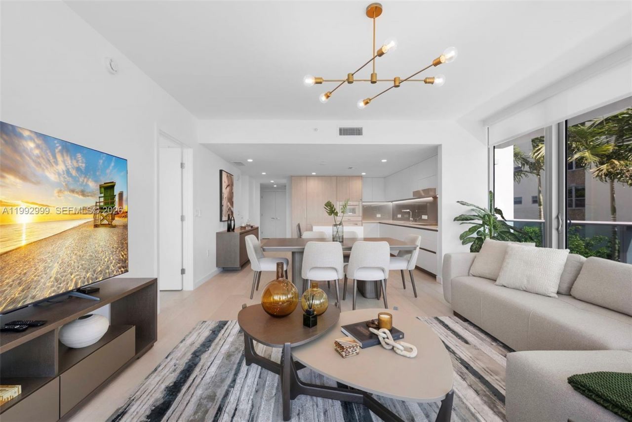 9201 E Bay Harbor Drive, Unit 302, Bay Harbor Islands, FL 33154 Photo