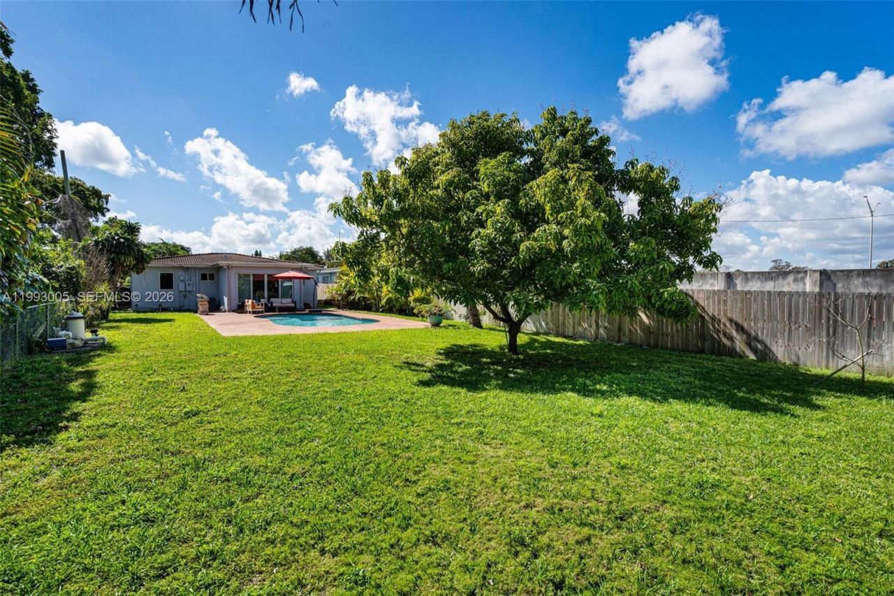 2923 Madison St , Hollywood, FL 33020 Photo