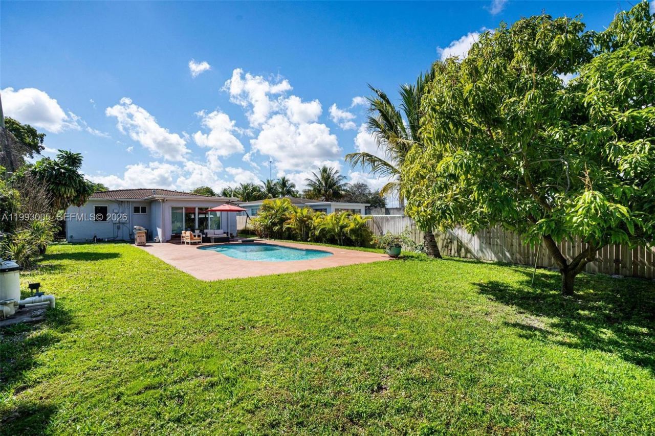 2923 Madison St , Hollywood, FL 33020 Photo