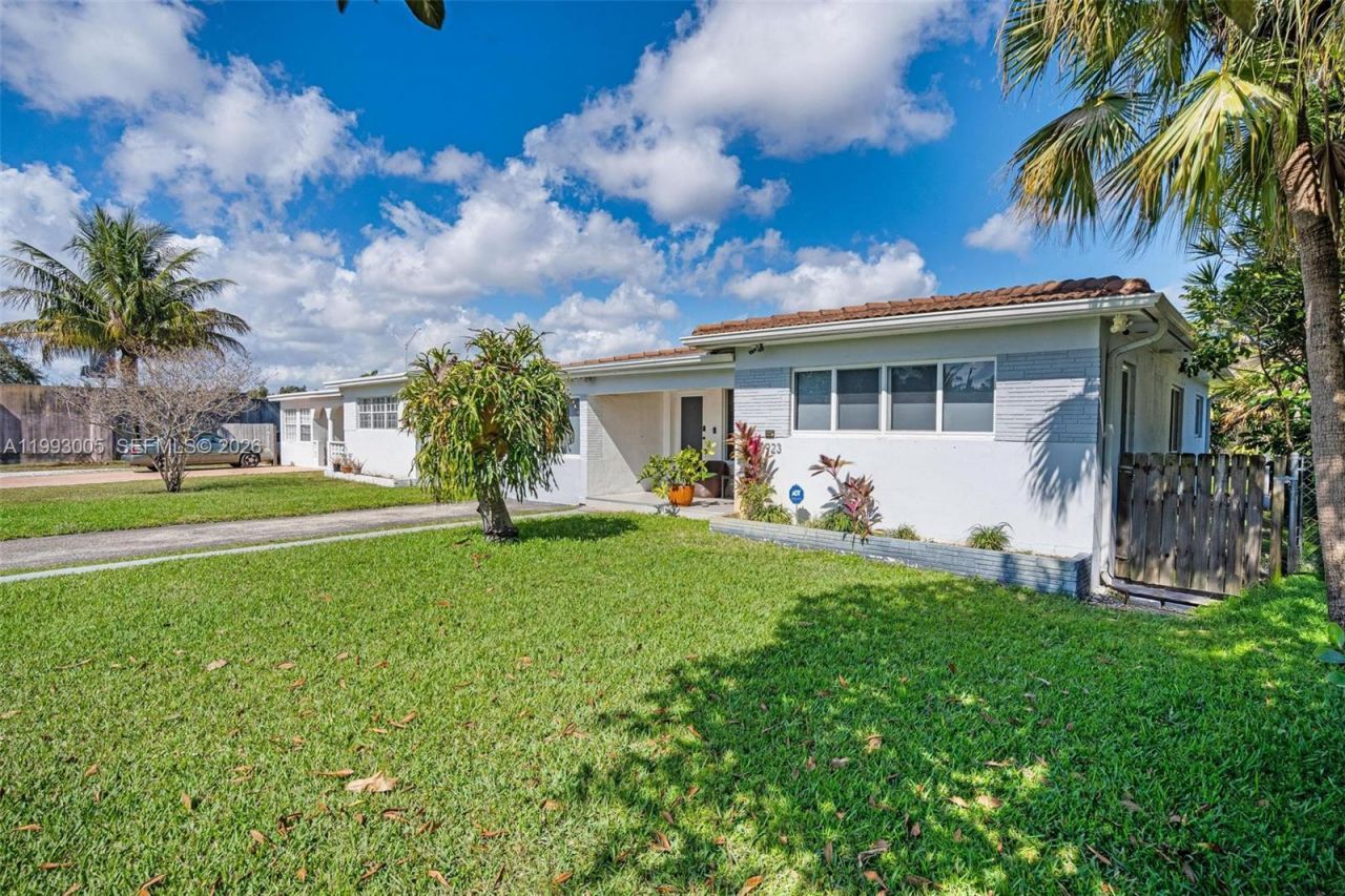 2923 Madison St , Hollywood, FL 33020 Photo