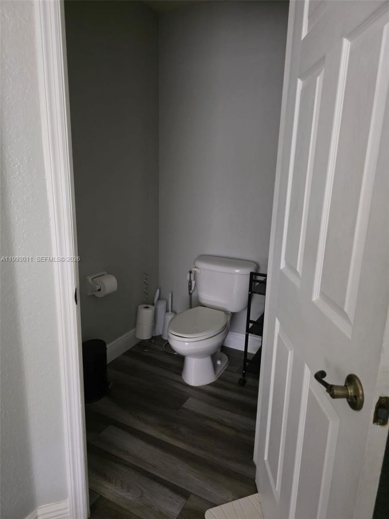 1816 Tomaso Ave , Lehigh Acres, FL 33972 Photo