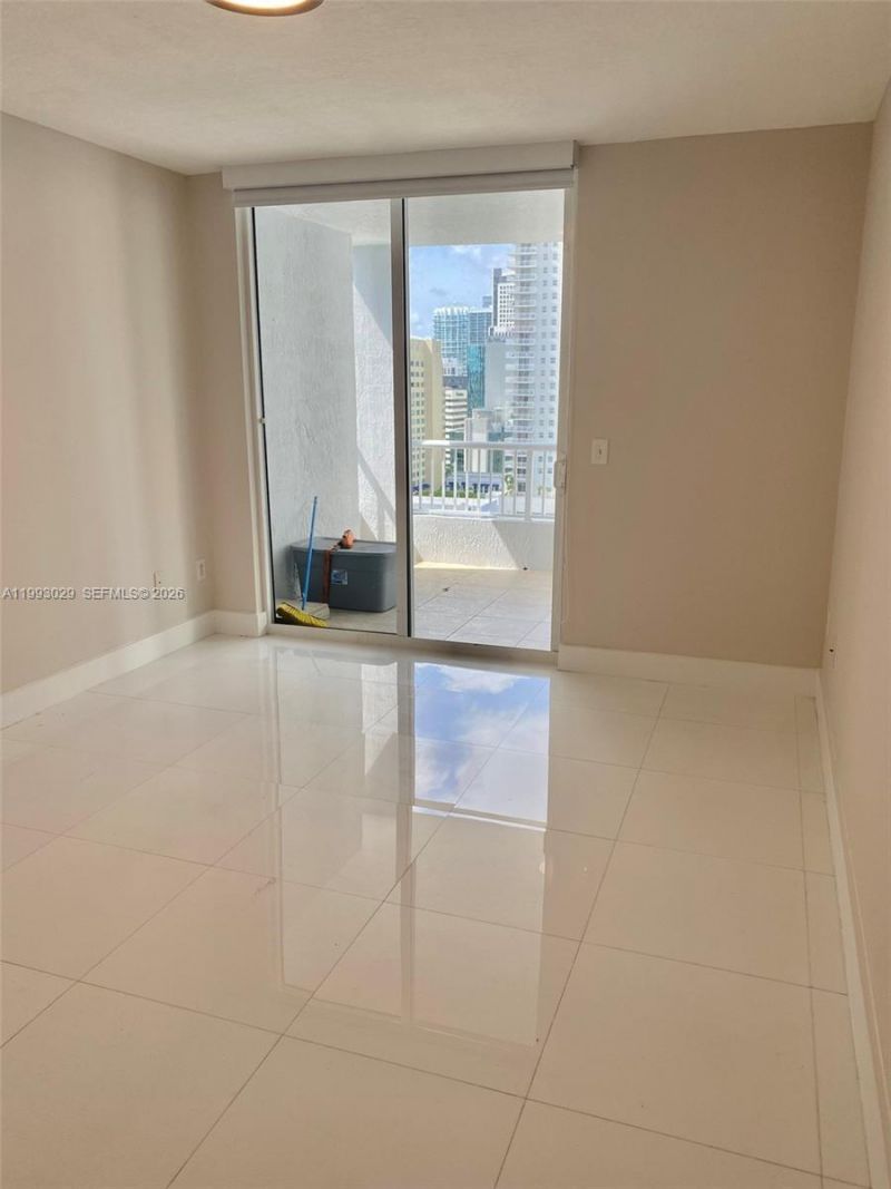 170 SE 14th St , Unit 2208, Miami, FL 33131 Photo