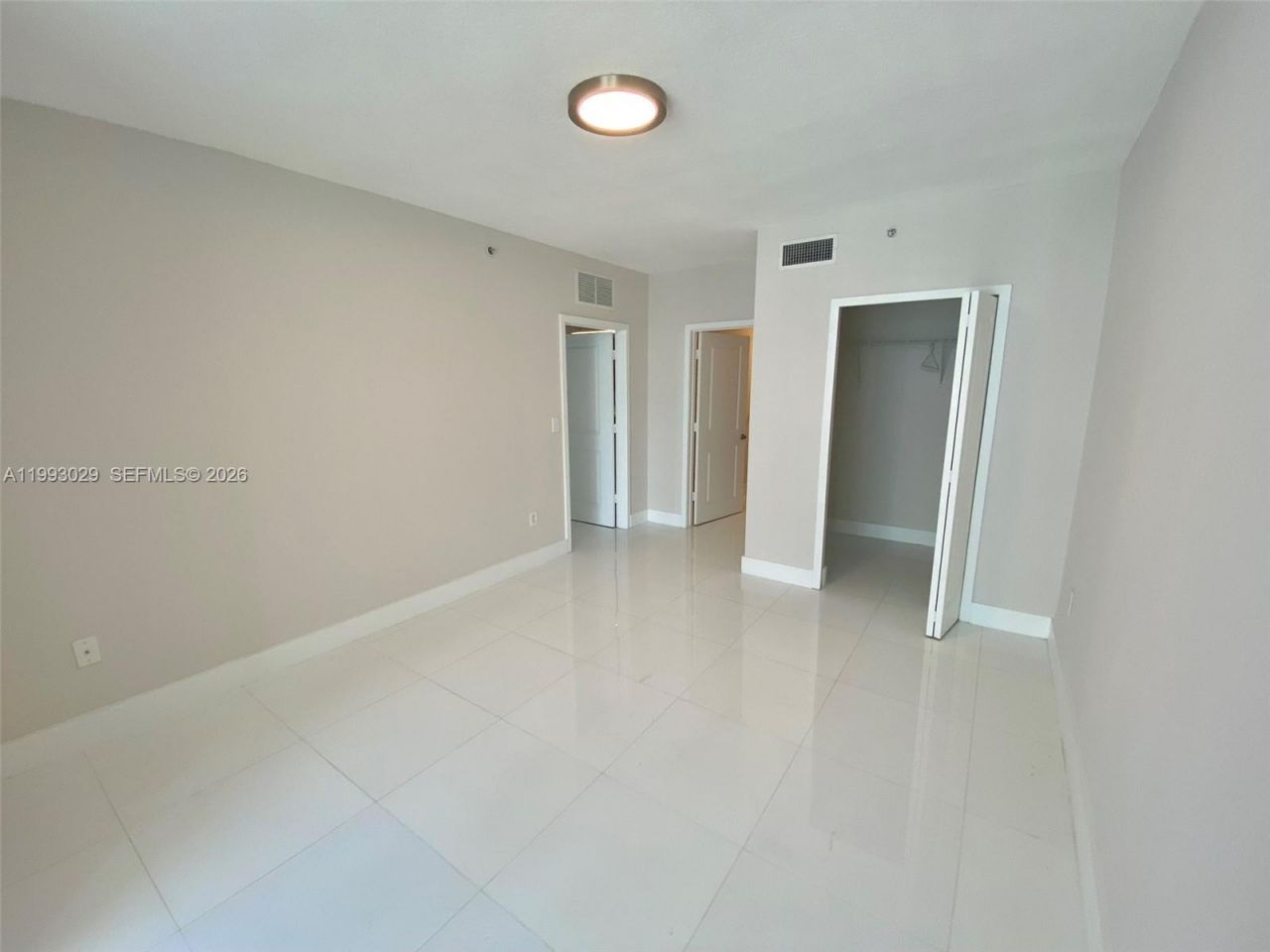 170 SE 14th St , Unit 2208, Miami, FL 33131 Photo