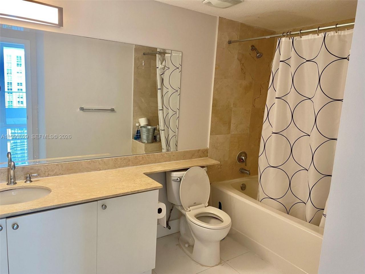 170 SE 14th St , Unit 2208, Miami, FL 33131 Photo