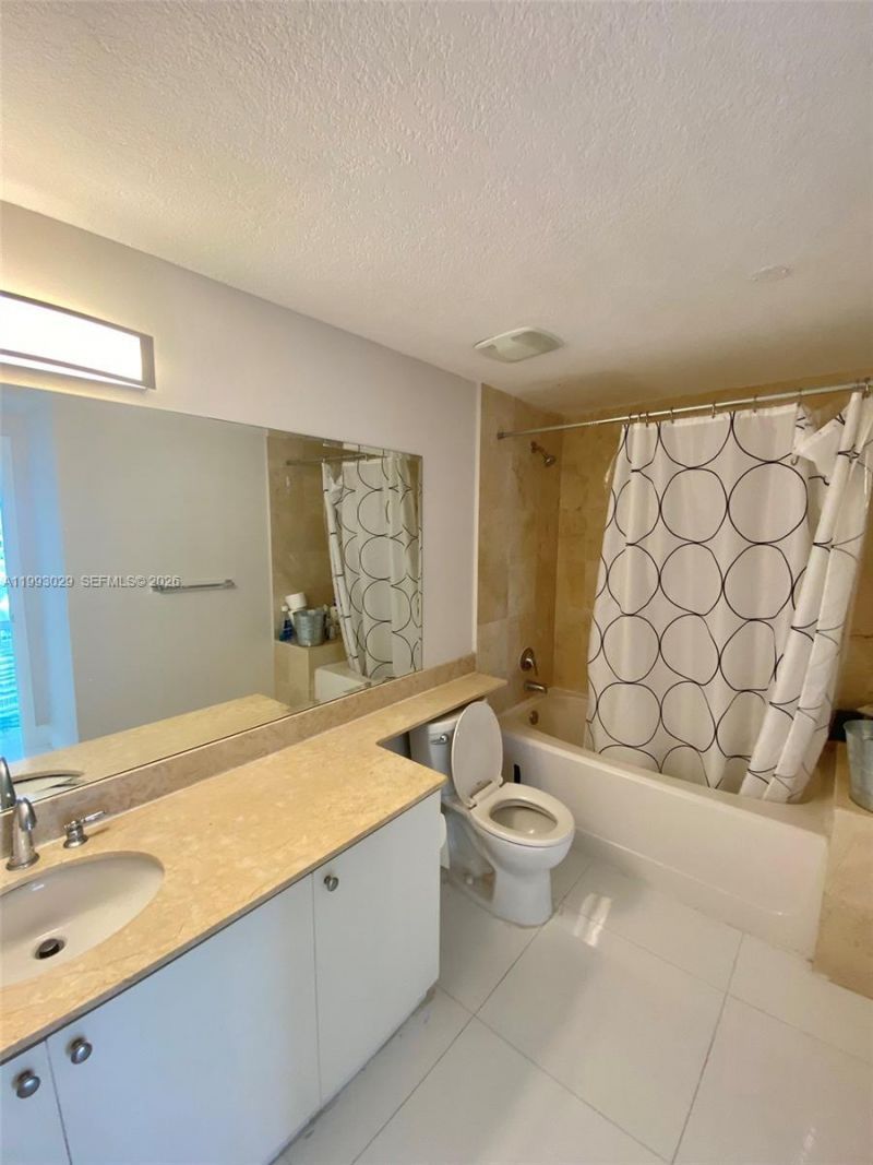 170 SE 14th St , Unit 2208, Miami, FL 33131 Photo