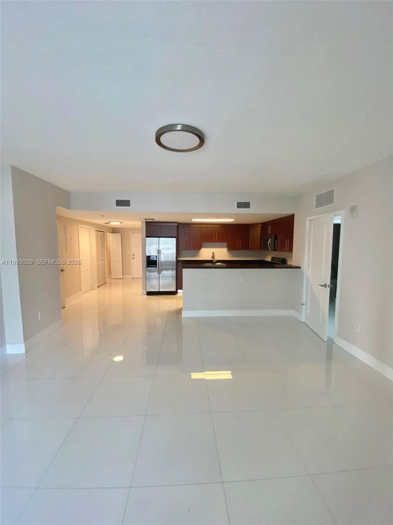 170 SE 14th St , Unit 2208, Miami, FL 33131 Photo