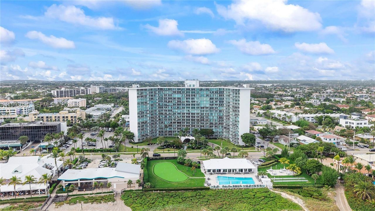 333 NE 21st Ave, Unit 608, Deerfield Beach, FL 33441 Photo