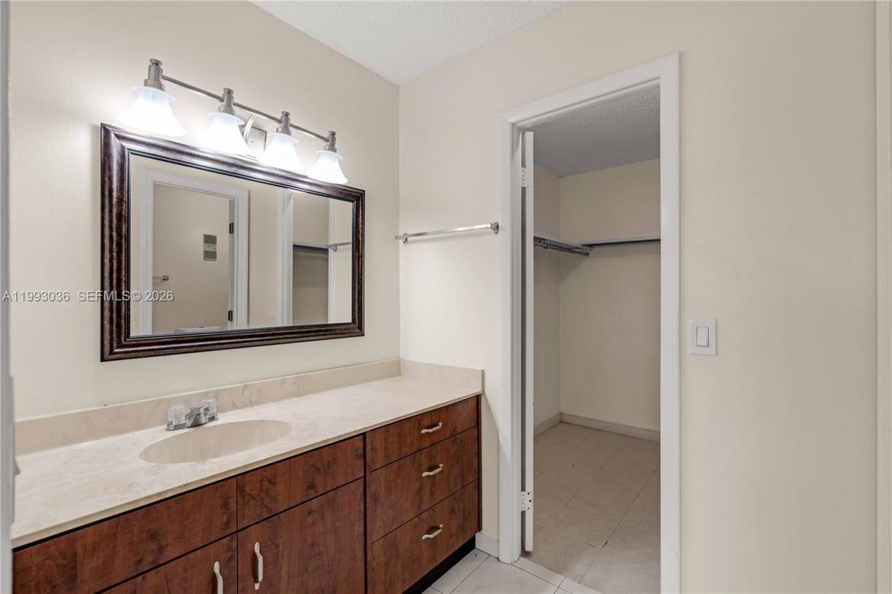 14820 Naranja Lakes Blvd, Unit D3B, Homestead, FL 33032 Photo