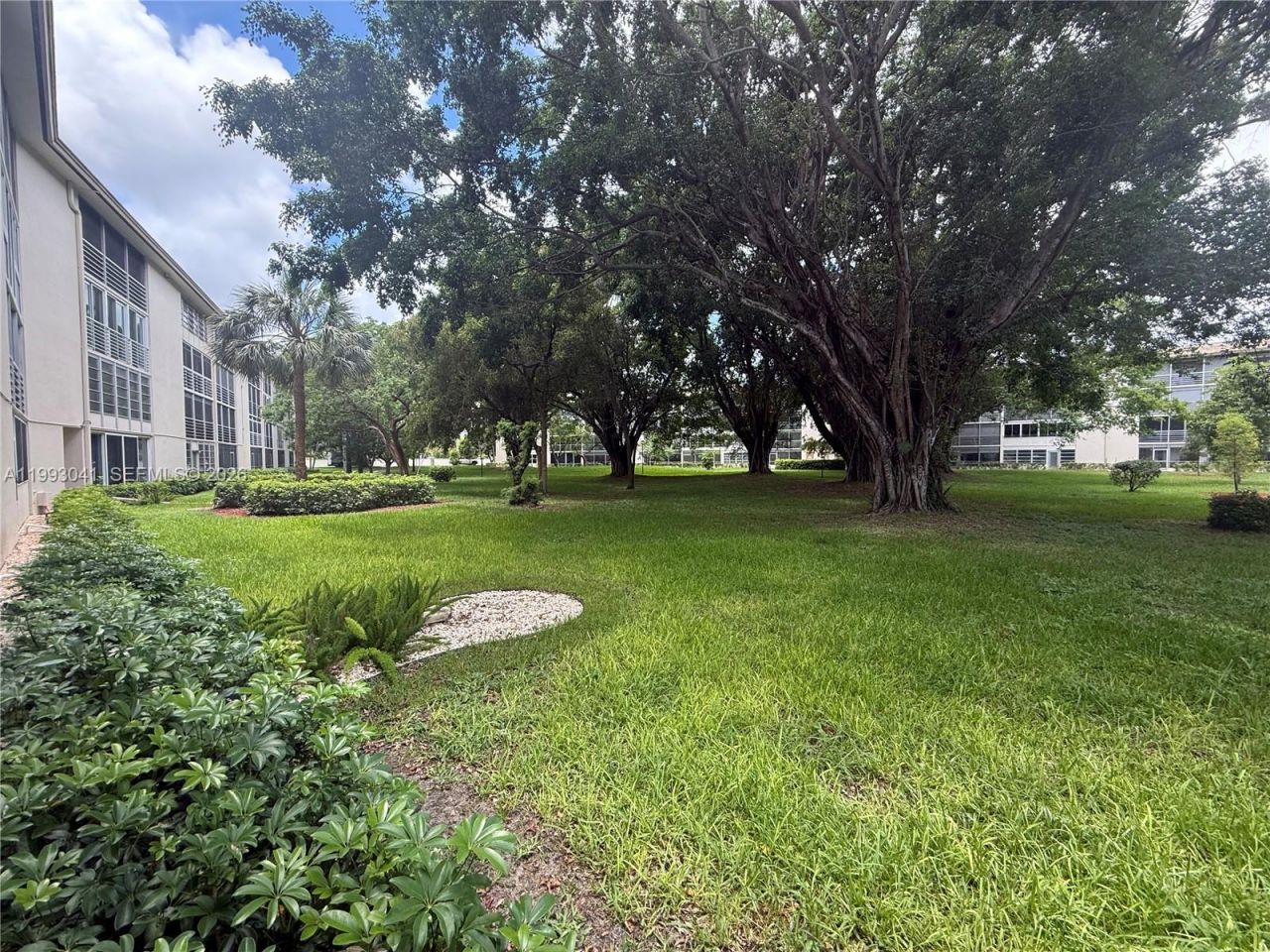 2403 Antigua Cir , Unit K1, Coconut Creek, FL 33066 Photo