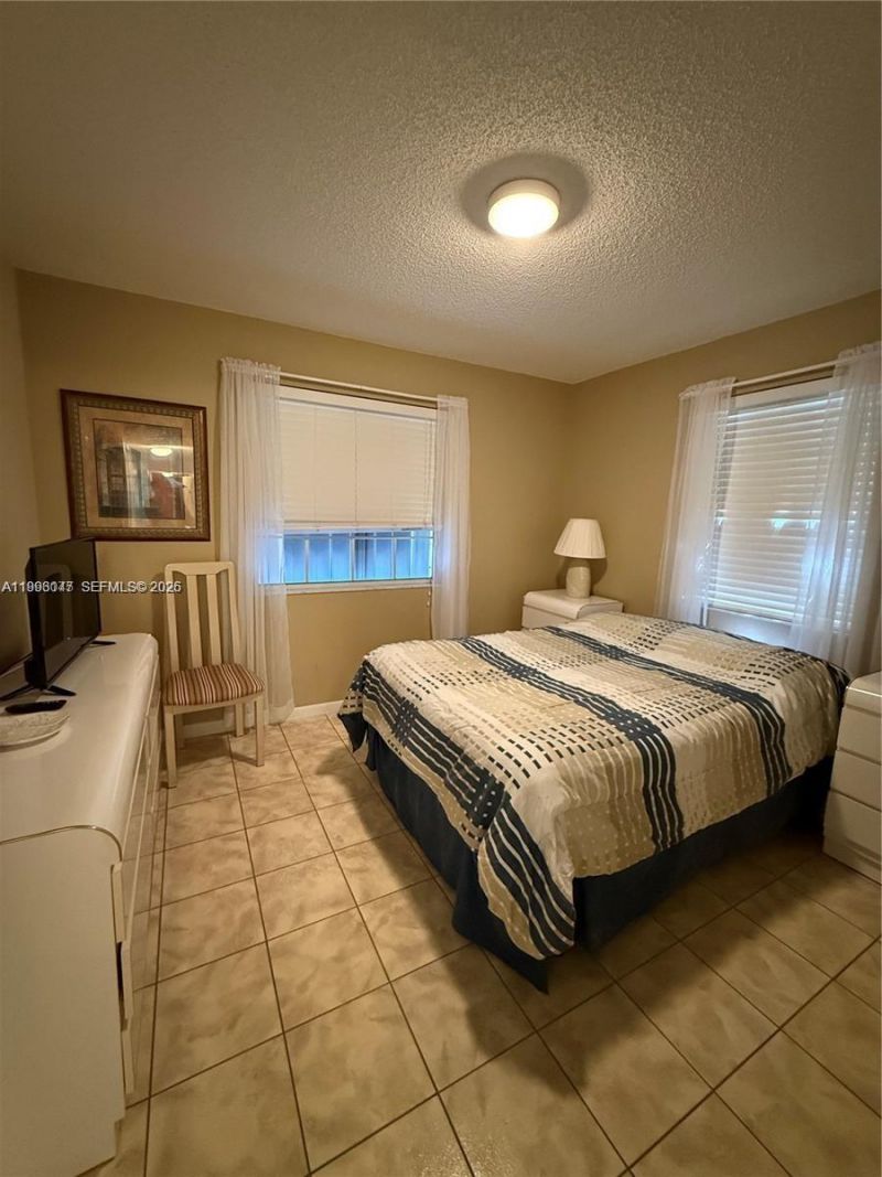 627 Waterside Dr , Unit 627, Hypoluxo, FL 33462 Photo