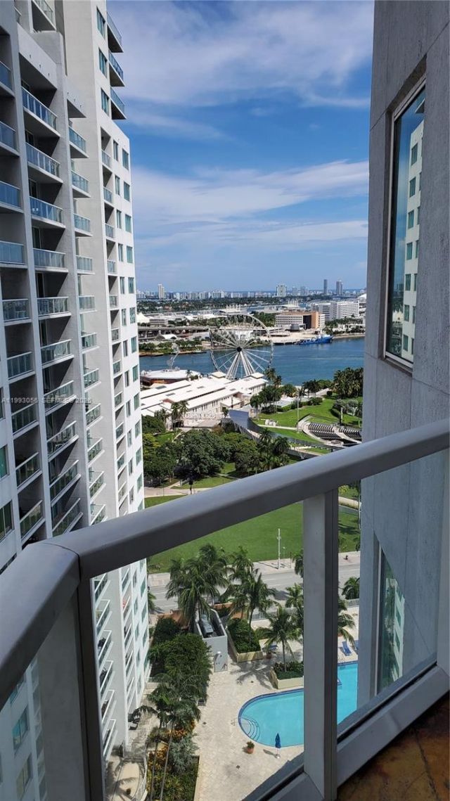 253 NE 2nd St, Unit 2301, Miami, FL 33132 Photo