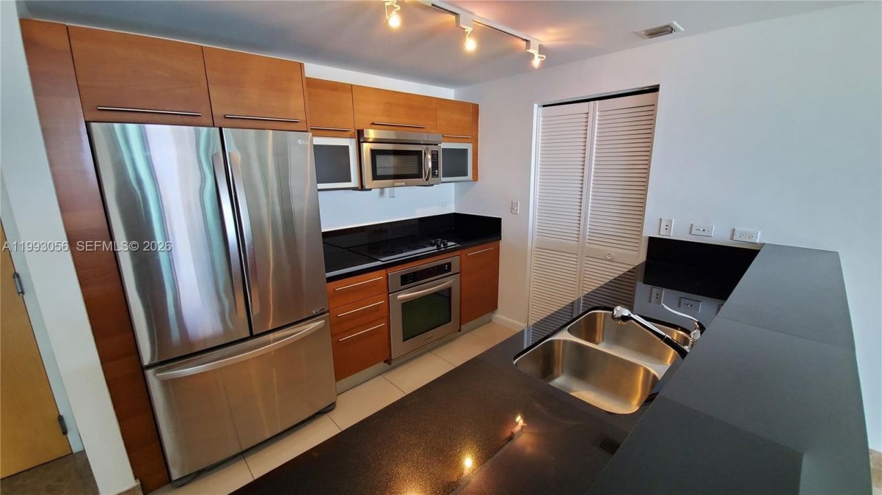 253 NE 2nd St, Unit 2301, Miami, FL 33132 Photo