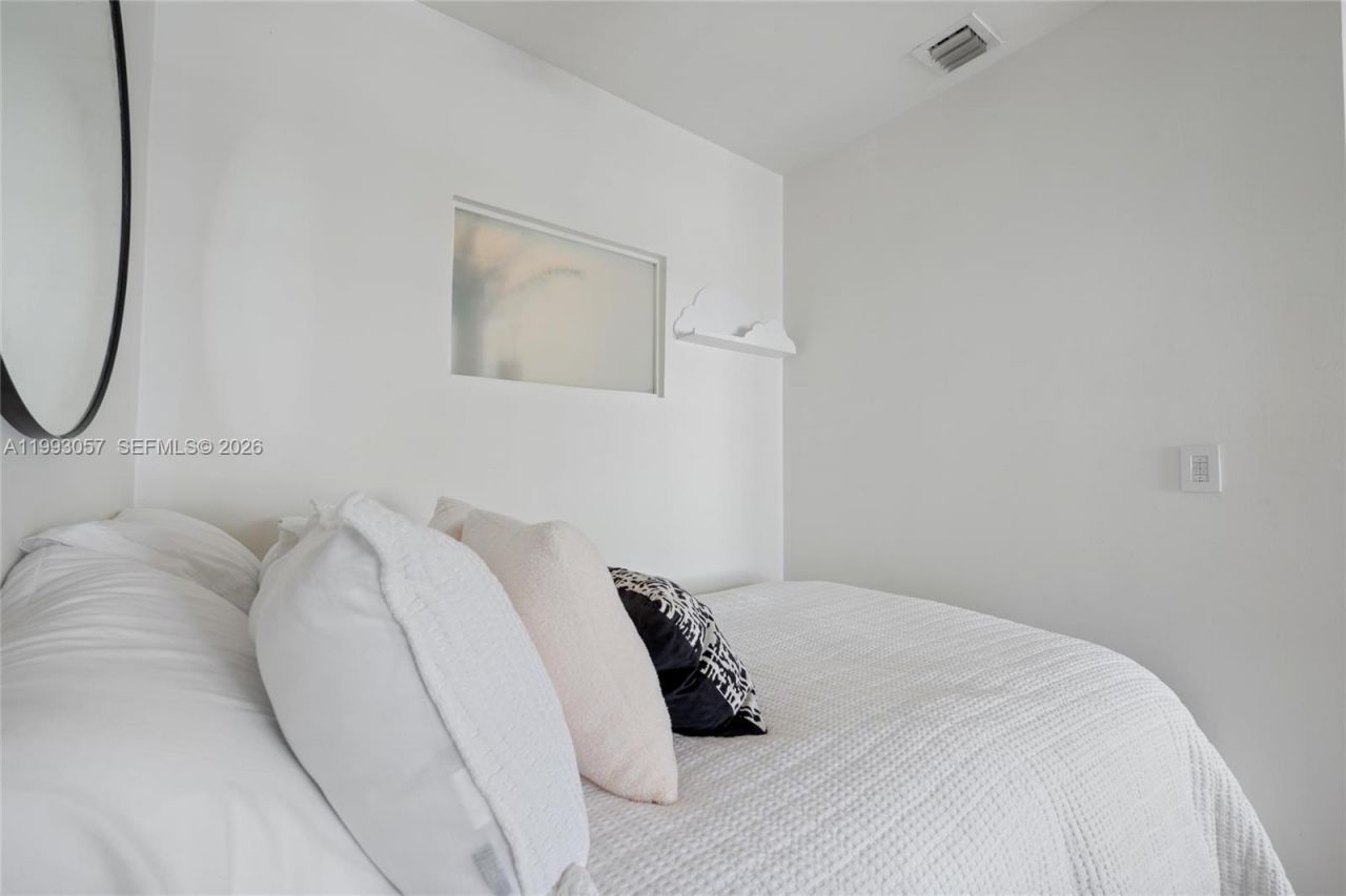 750 Espanola Way , Unit 4, Miami Beach, FL 33139 Photo