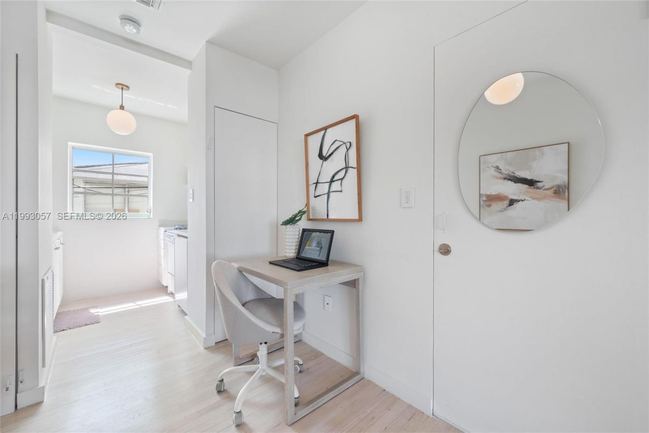 750 Espanola Way , Unit 4, Miami Beach, FL 33139 Photo