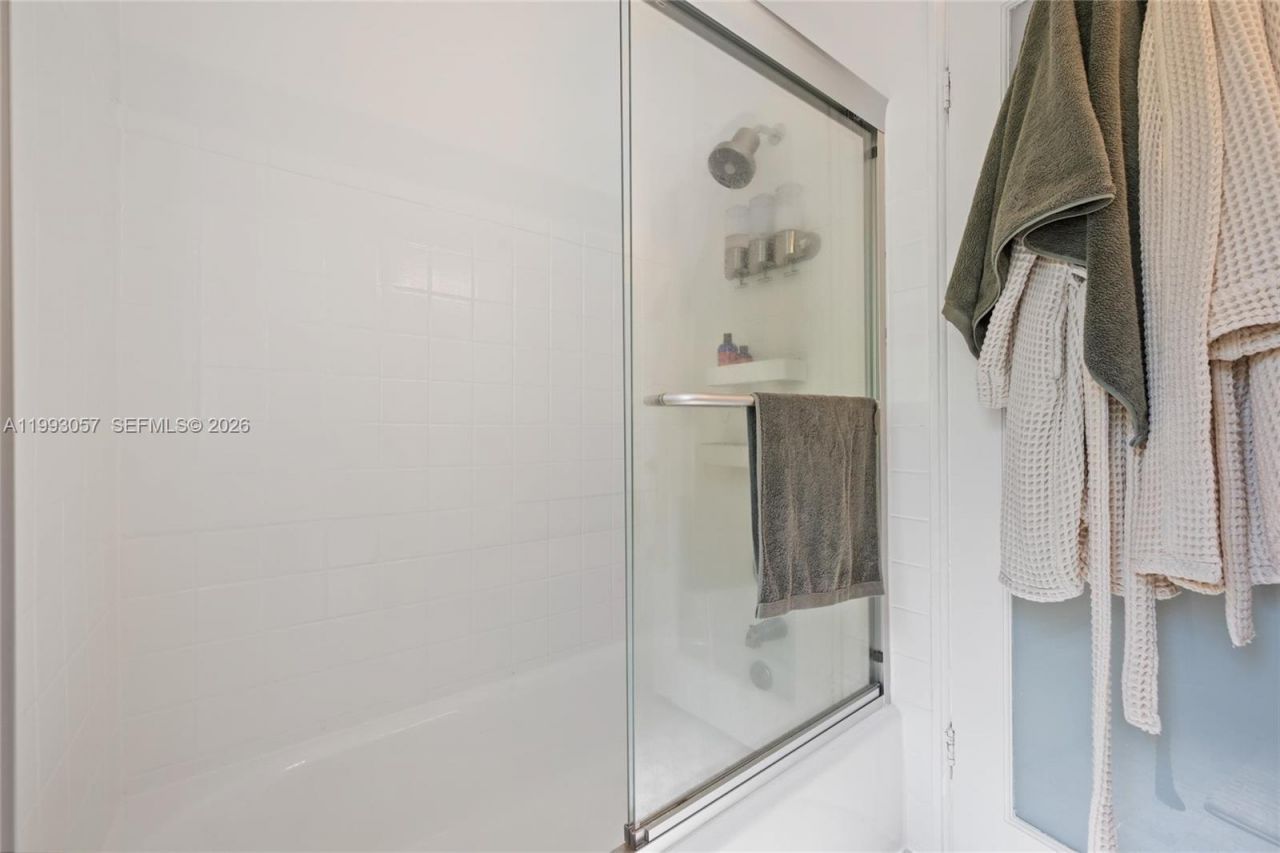 750 Espanola Way , Unit 4, Miami Beach, FL 33139 Photo