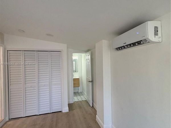 1348 NE 182nd St , North Miami Beach, FL 33162