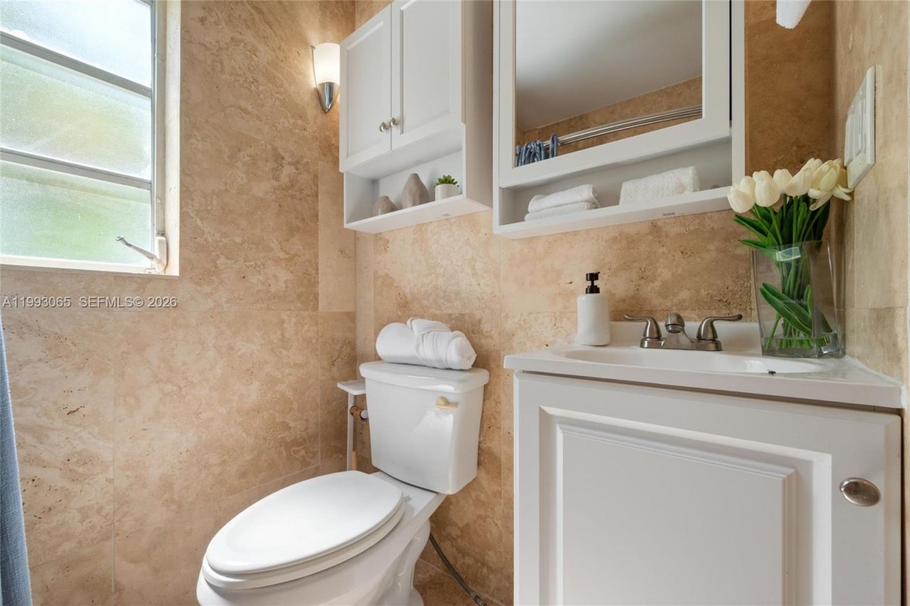 750 Espanola Way , Unit 8, Miami Beach, FL 33139 Photo