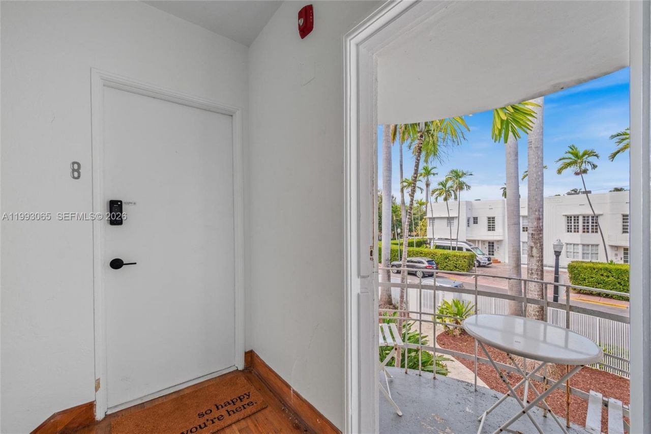 750 Espanola Way , Unit 8, Miami Beach, FL 33139 Photo