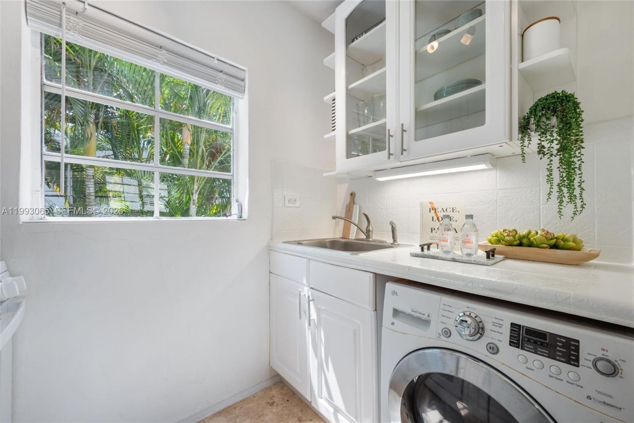 750 Espanola Way , Unit 8, Miami Beach, FL 33139 Photo