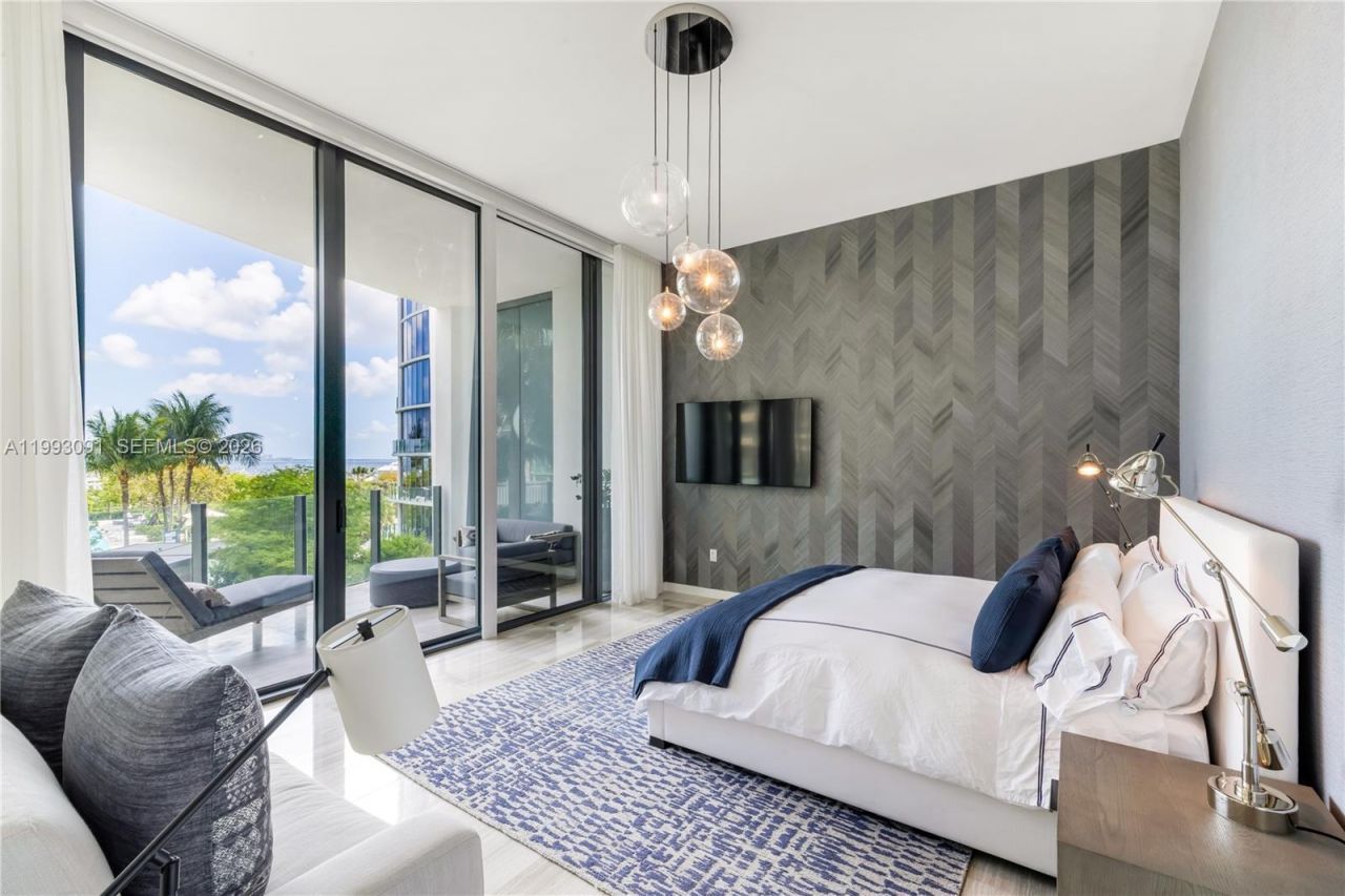 2821 S Bayshore Dr , Unit 6B, Miami, FL 33133 Photo