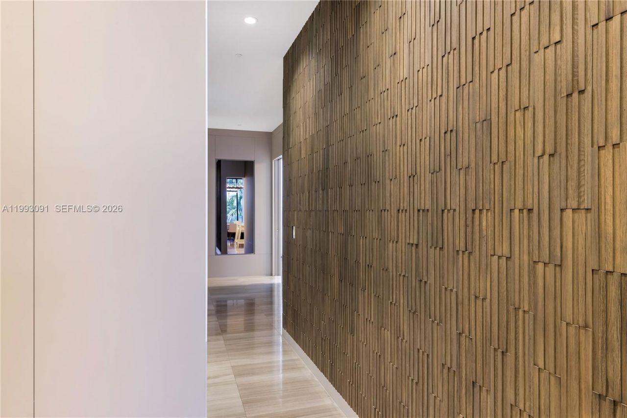 2821 S Bayshore Dr , Unit 6B, Miami, FL 33133 Photo