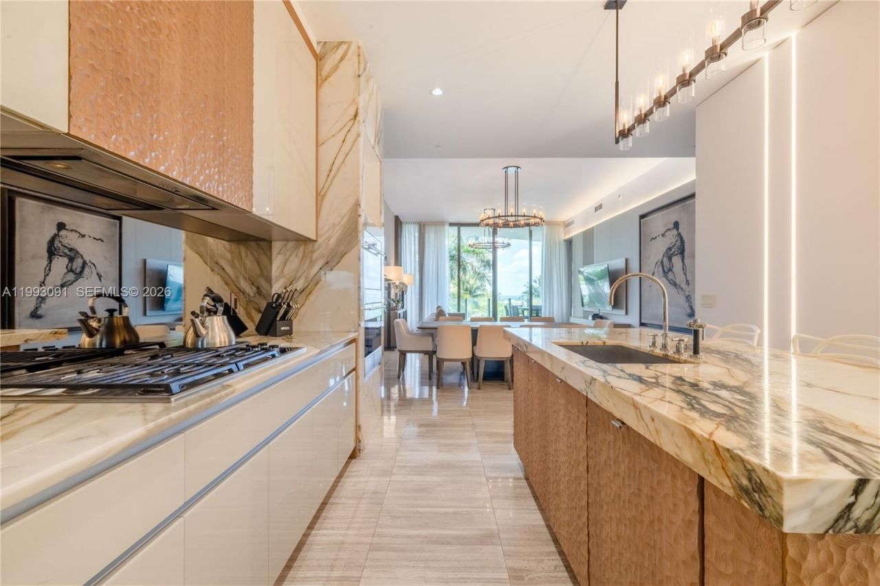 2821 S Bayshore Dr , Unit 6B, Miami, FL 33133 Photo