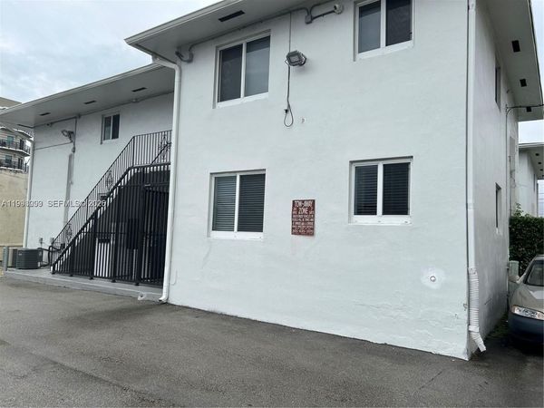 35 SW 21st Ave , Unit 4, Miami, FL 33135