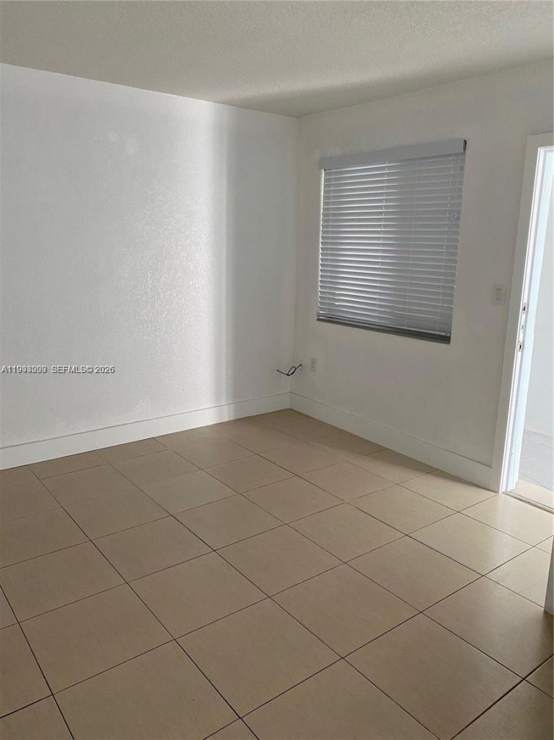 35 SW 21st Ave , Unit 4, Miami, FL 33135 Photo