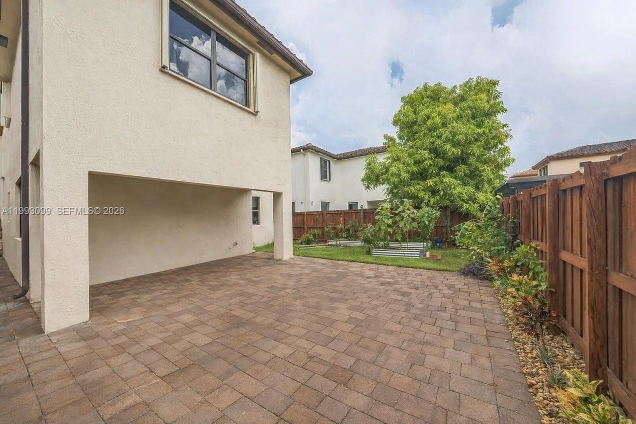 627 SE 34th Ave, Homestead, FL 33033 Photo