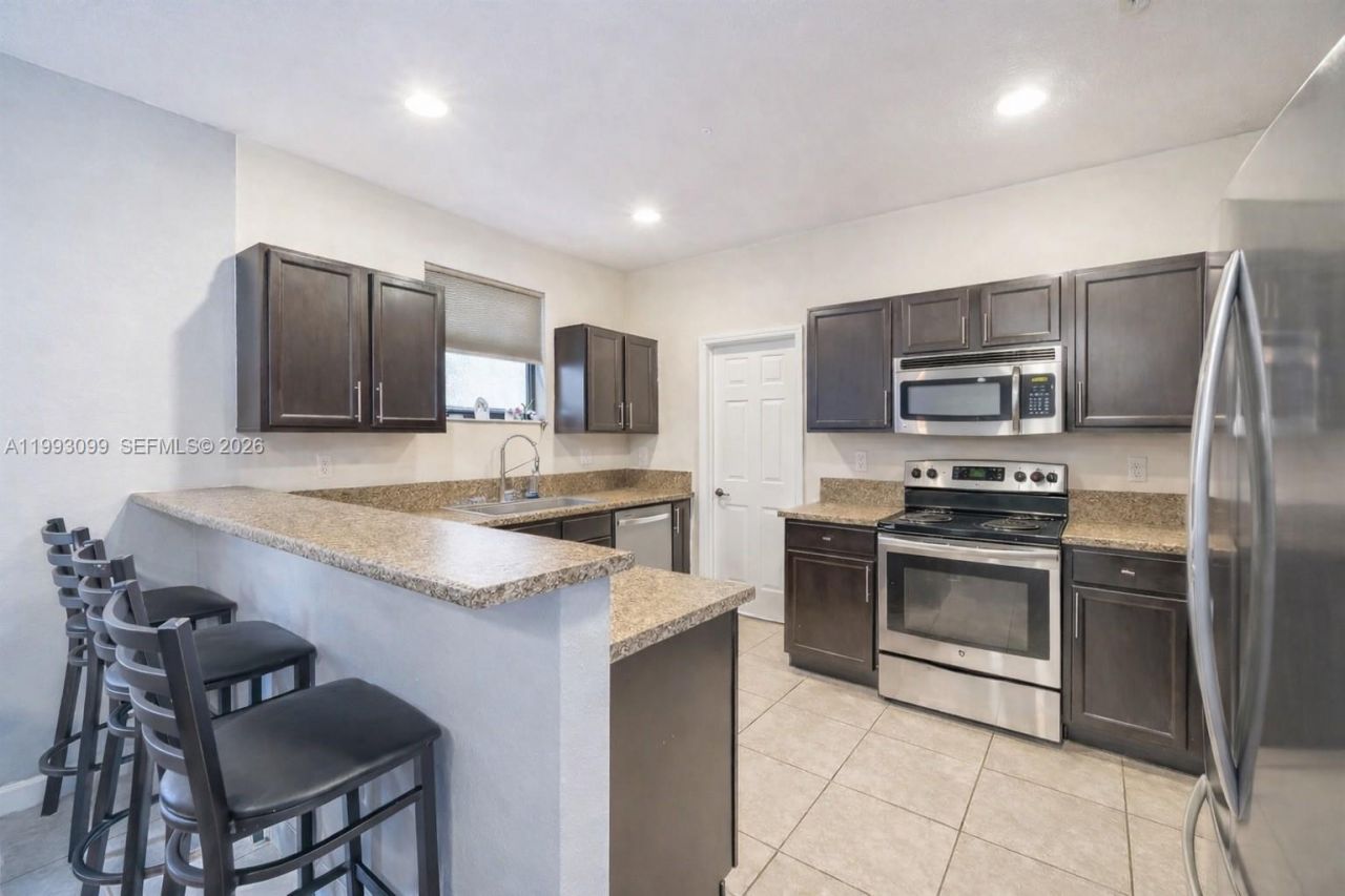 627 SE 34th Ave, Homestead, FL 33033 Photo