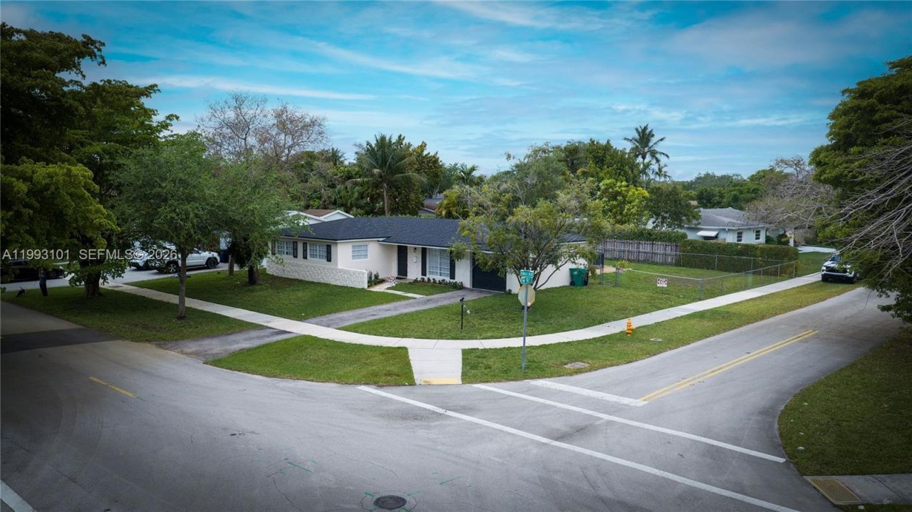 9700 Kendale Blvd , Miami, FL 33176 Photo