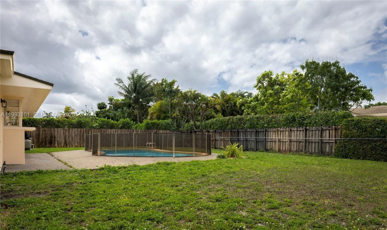 9700 Kendale Blvd , Miami, FL 33176 Photo