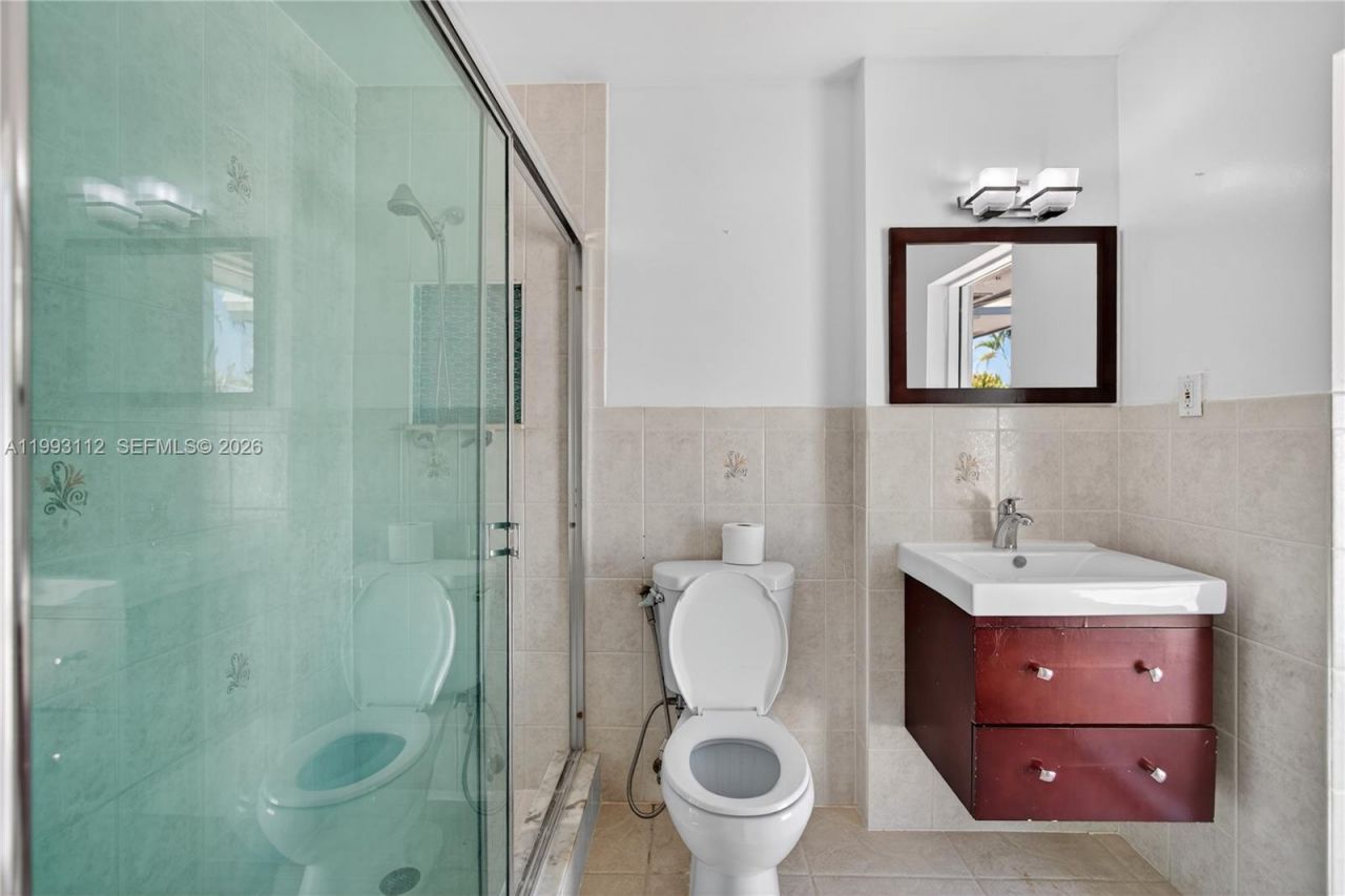 13471 SW 99th Ter , Miami, FL 33186 Photo