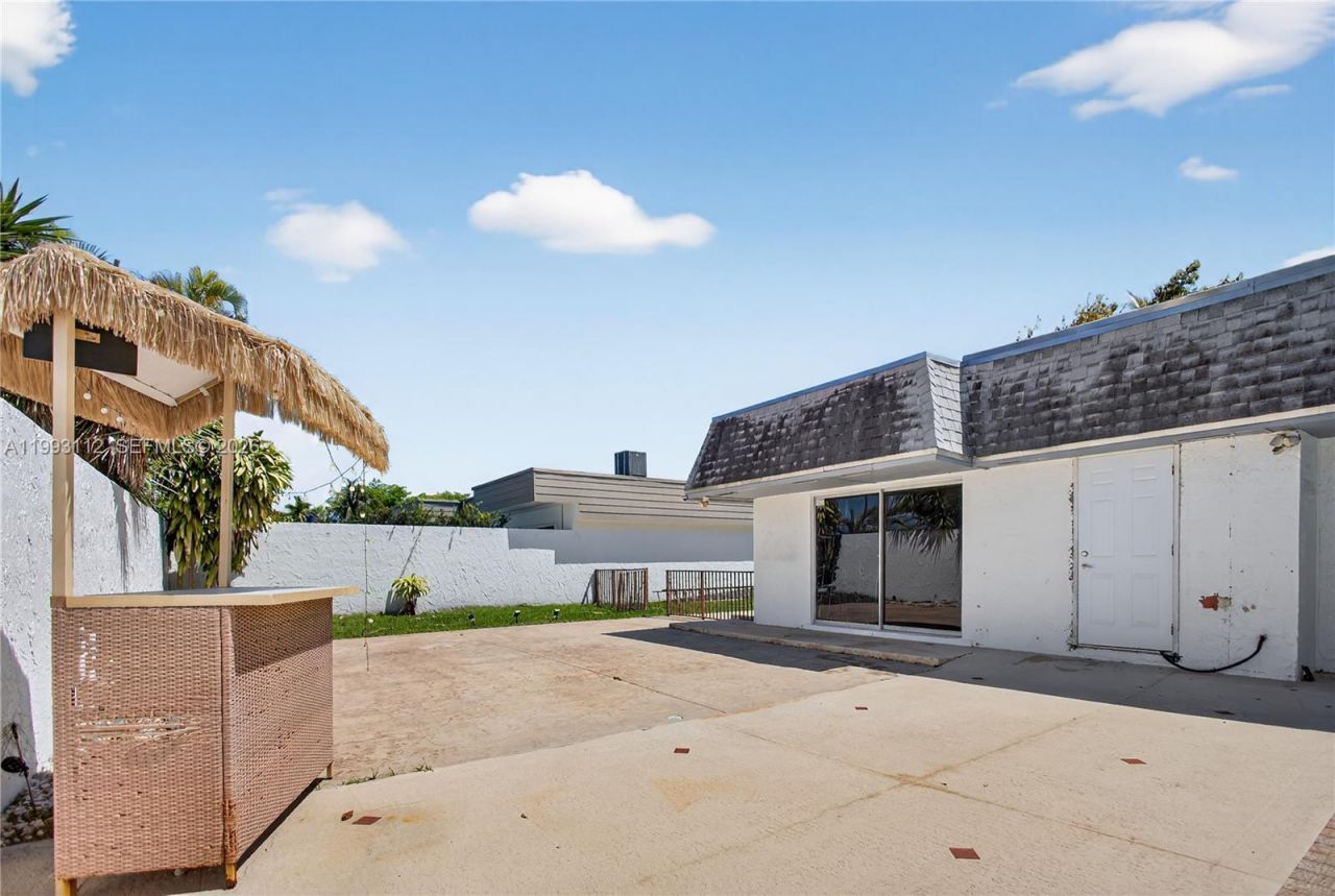 13471 SW 99th Ter , Miami, FL 33186 Photo