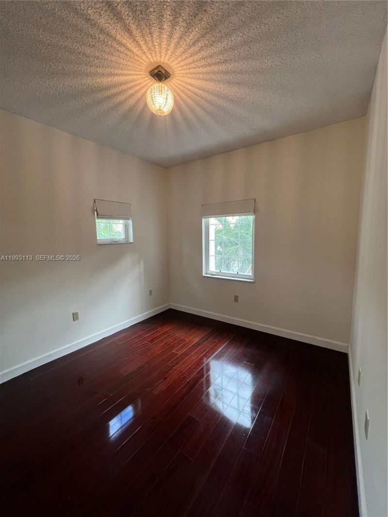 261 Navarre Ave , Unit A-4, Coral Gables, FL 33134 Photo