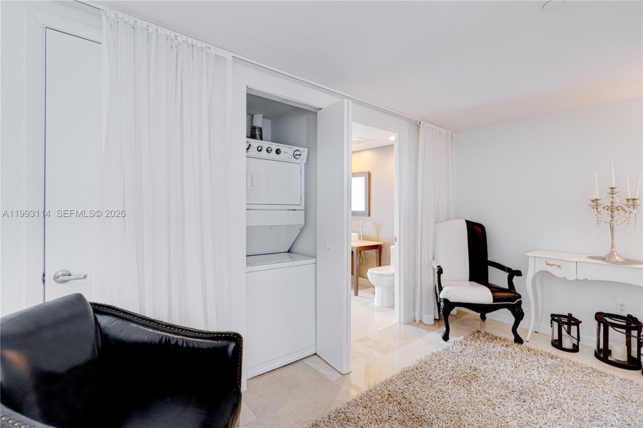 495 Brickell Ave, Unit 3505, Miami, FL 33131 Photo