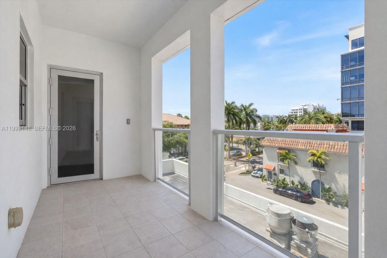 455 E Palmetto Park Rd , Unit 3W, Boca Raton, FL 33432 Photo