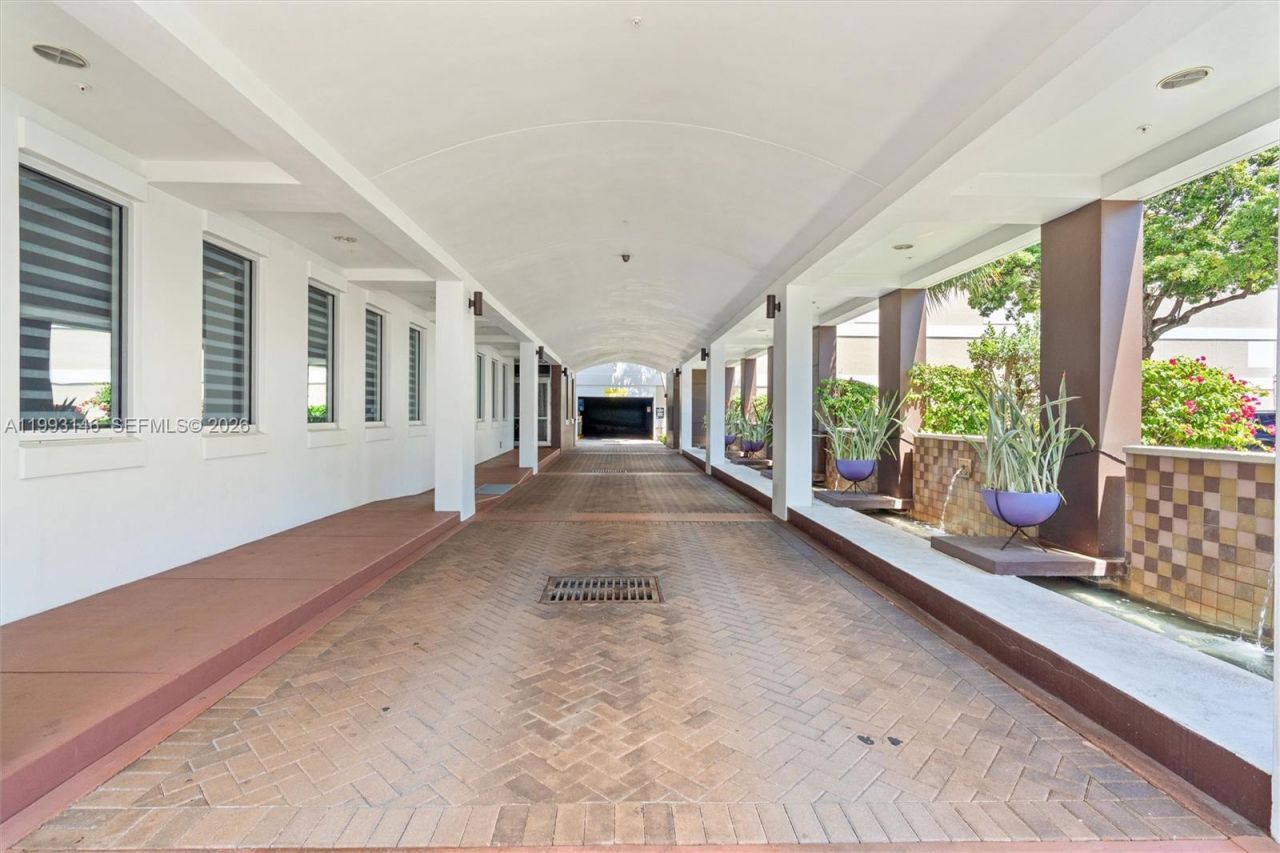 455 E Palmetto Park Rd , Unit 3W, Boca Raton, FL 33432 Photo