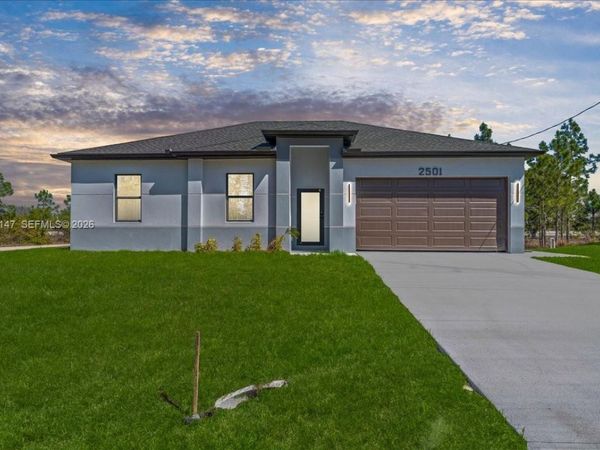 2507 E 15th ST , Lehigh Acres, FL 33972