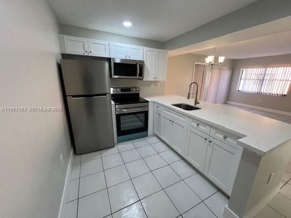 6395 W 27th Ct , Unit 102, Hialeah, FL 33016