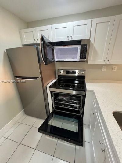 6395 W 27th Ct , Unit 102, Hialeah, FL 33016 Photo