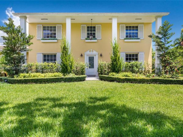 11401 SW 72nd Pl , Pinecrest, FL 33156